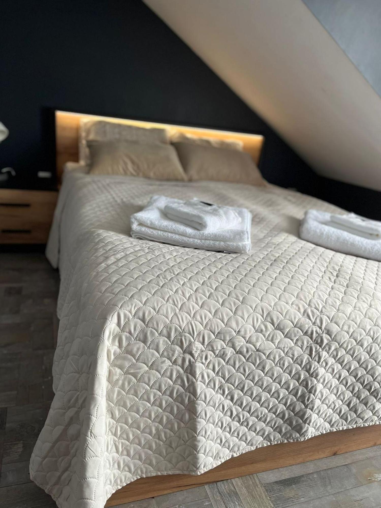 Apartamenty Centrum Kostrzyn nad Odra Esterno foto